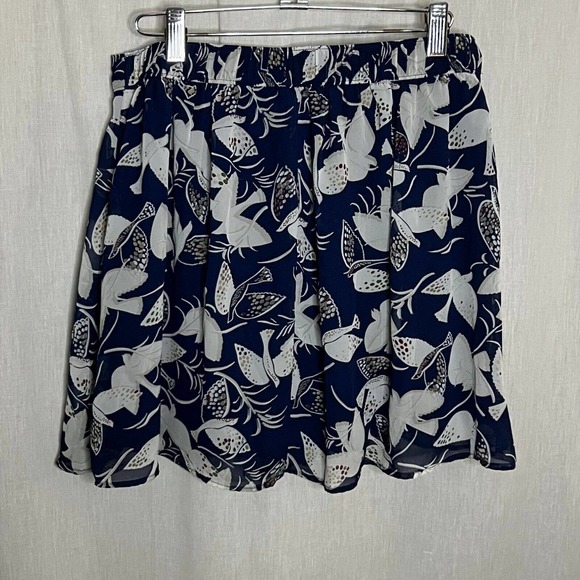 Old Navy Women's Blue & White Bird Pattern Sheer Circle, Skater Skirt S - Picture 5 of 11
